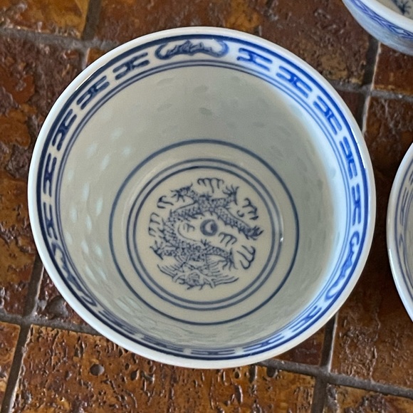 Vintage Tea cups - Picture 3 of 9